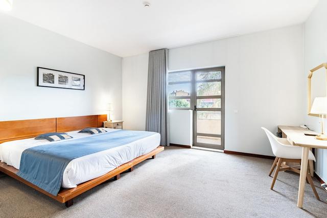 لا فونتيني هوتل