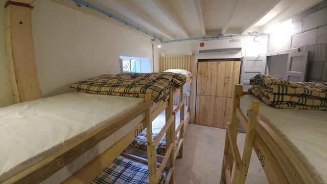 ناماستي مومباي باكباكرز